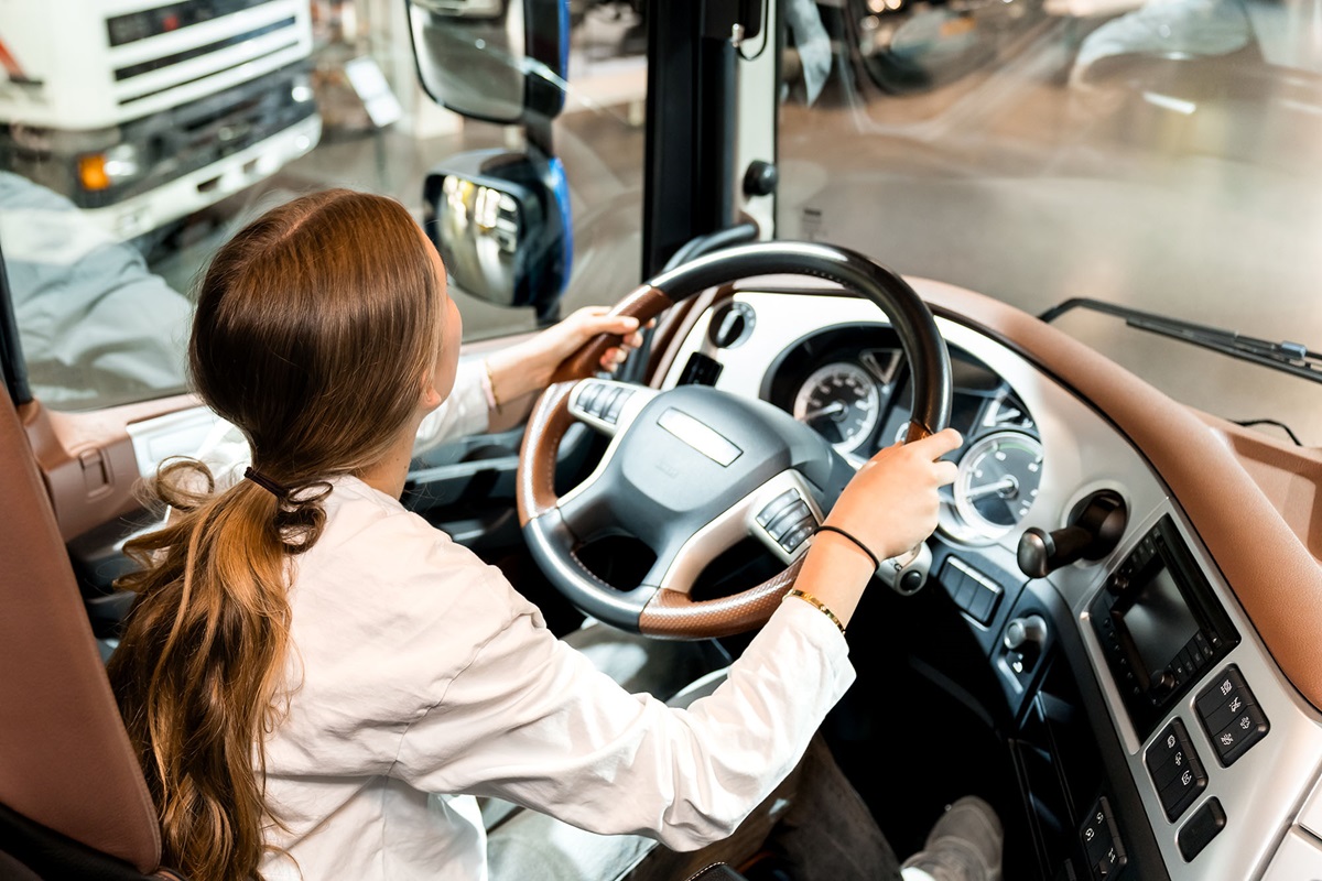 Trucknasium - Dodehoek bij vrachtauto’s